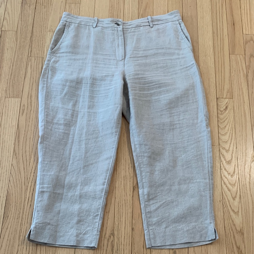 L.L. Bean 100% Linen Classic Fit Cropped Pants Size 14 Tan
